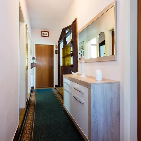 アパート Gordana スプリト