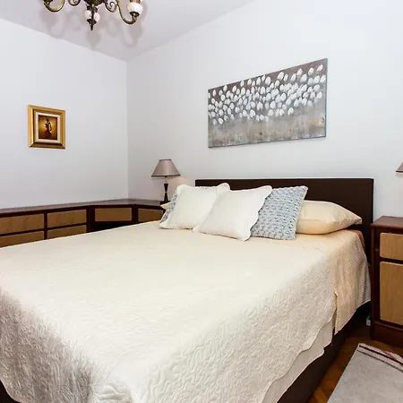 アパート Gordana スプリト